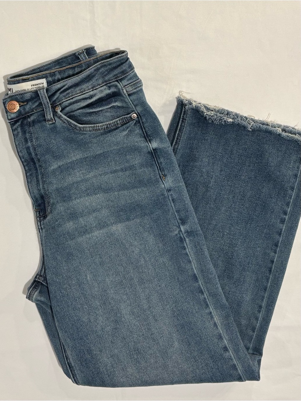 YMI Medium Blue Cropped Distressed Frayed-Hem Straight Leg Stretch Jeans Size 11